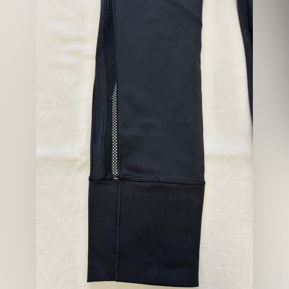 Lululemon Cropped Running Leggings - Size 6 - Picture 4 of 13